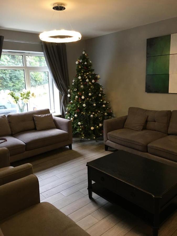 The Town House Kinsale, Hosted By Exquisite Holiday Homes, Sleeps 16 Exterior photo